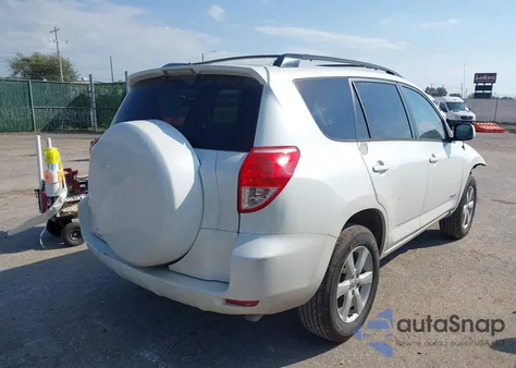 2006 Toyota Rav4 Limited z USA, uszkodzony, nr VIN JTMZD31V665004668